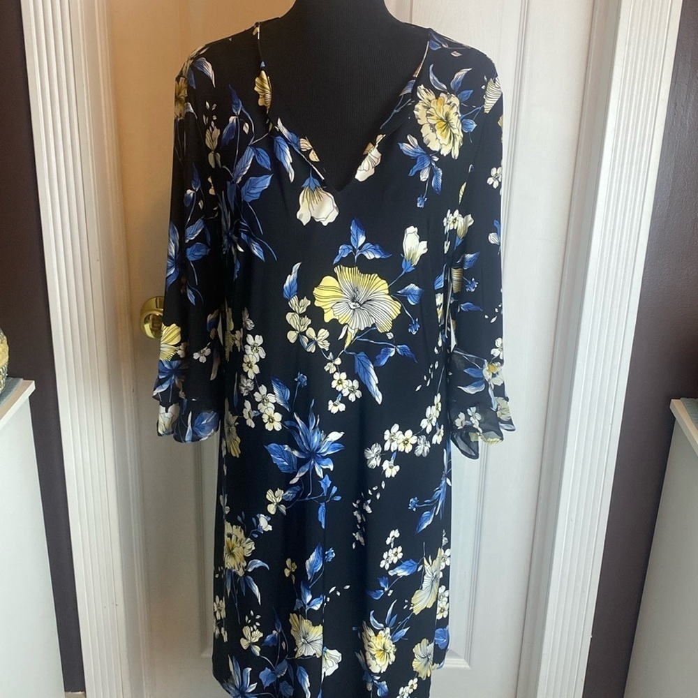 Roz & Ali Women’s Navy Blue Floral Dress 3/4 Ruffle Sleeves V-Neck Sz L NWT